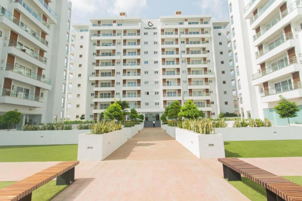 The Gallery Luxury Suites Cpg East Legon Eksteriør bilde