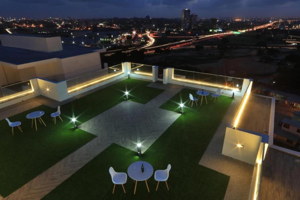 The Gallery Luxury Suites Cpg East Legon Eksteriør bilde