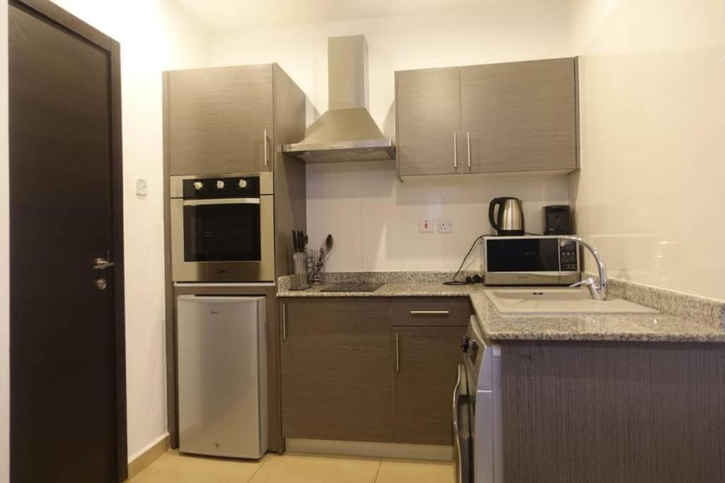 The Gallery Luxury Suites Cpg East Legon Eksteriør bilde
