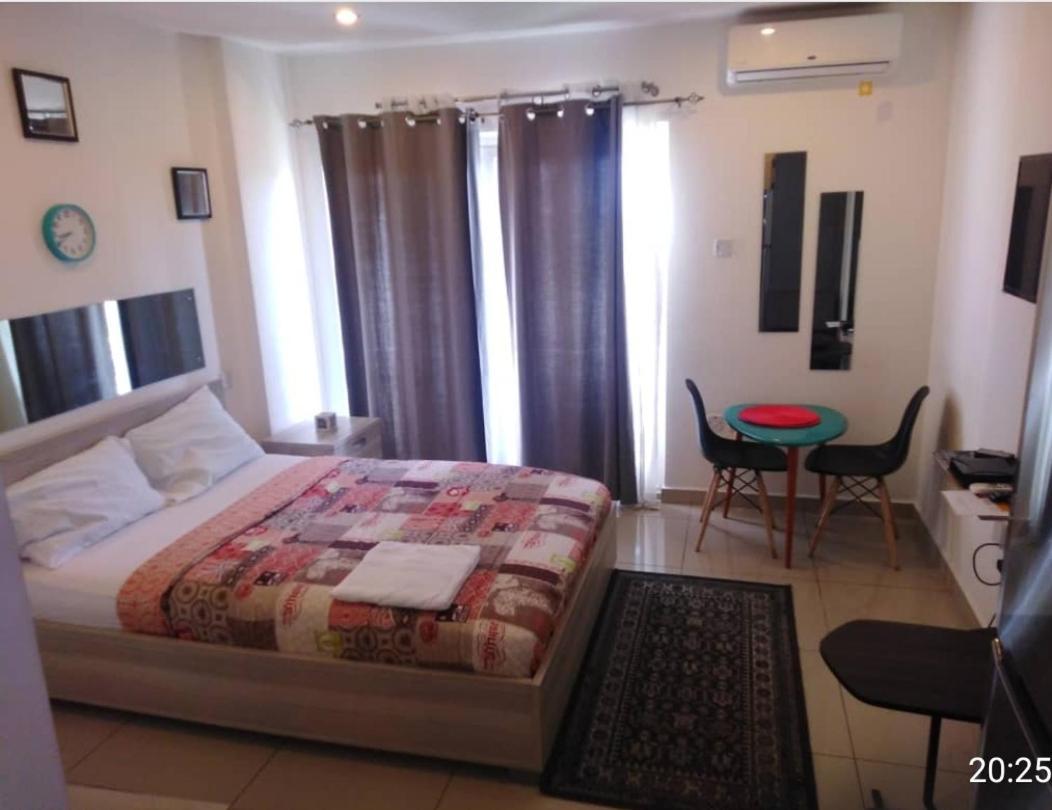 The Gallery Luxury Suites Cpg East Legon Eksteriør bilde