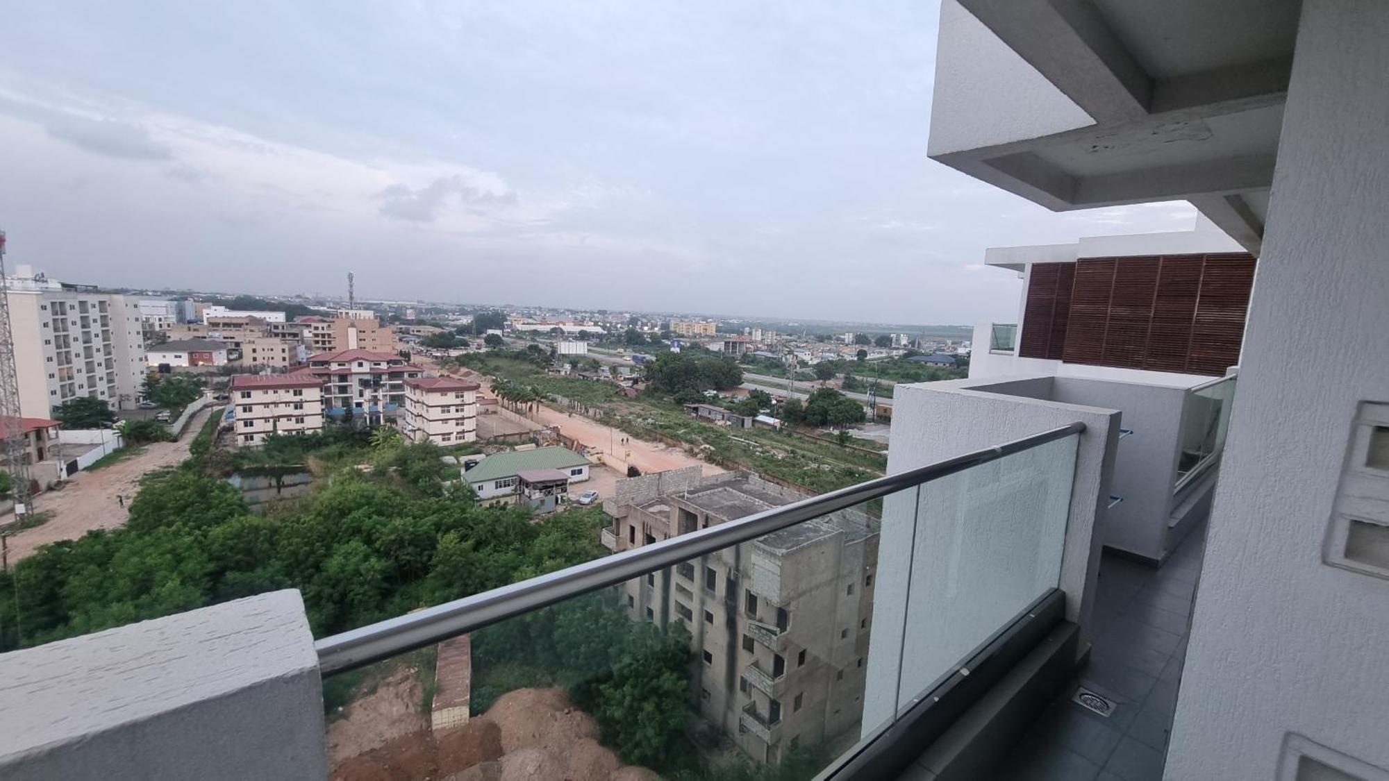 The Gallery Luxury Suites Cpg East Legon Eksteriør bilde