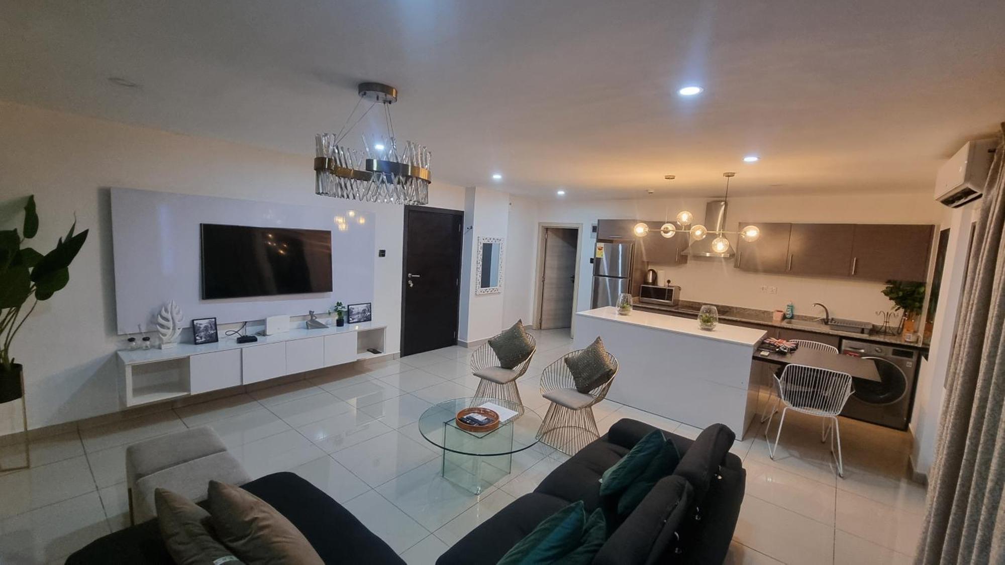 The Gallery Luxury Suites Cpg East Legon Eksteriør bilde