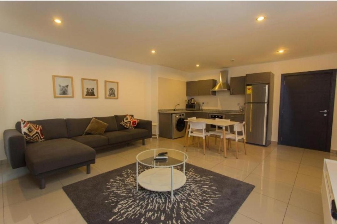 The Gallery Luxury Suites Cpg East Legon Eksteriør bilde